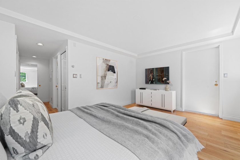 Tucked away in the heart of Kerrisdale, this tastefully - photo 17
