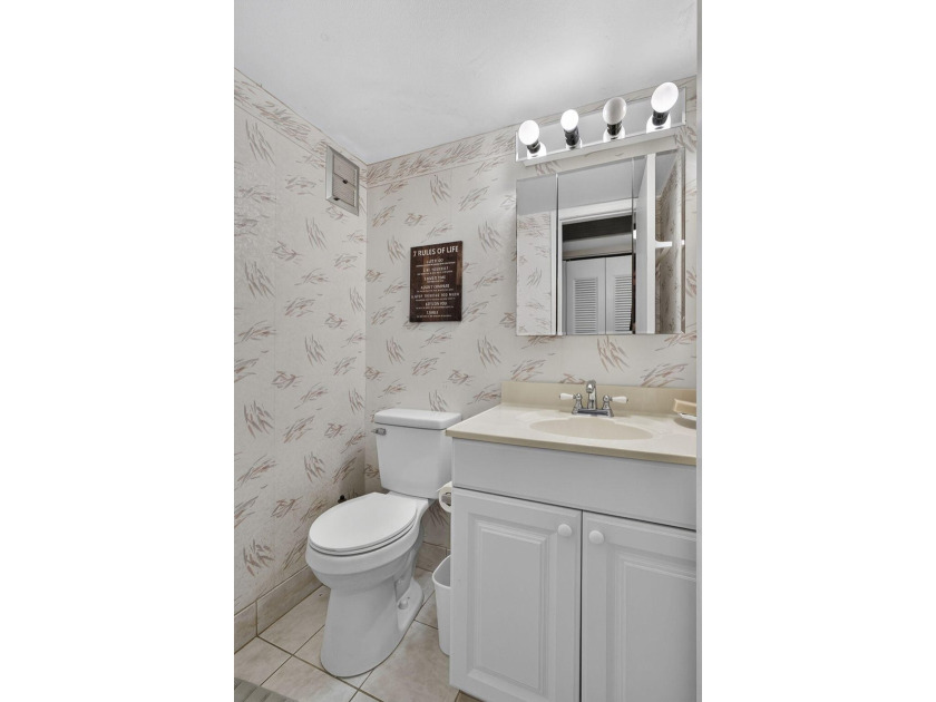 Rare first-floor corner end unit offering extra privacy - photo 24