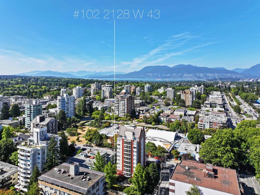 Tucked away in the heart of Kerrisdale, this tastefully - photo 40