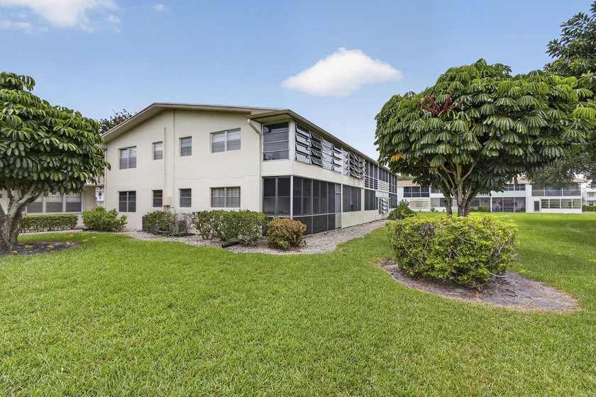 Rare first-floor corner end unit offering extra privacy - photo 41