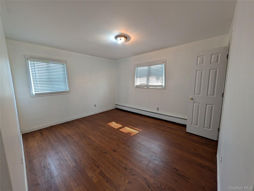 Expanded splanch single family includes 4 bedrooms, 2 &amp; half - photo 18