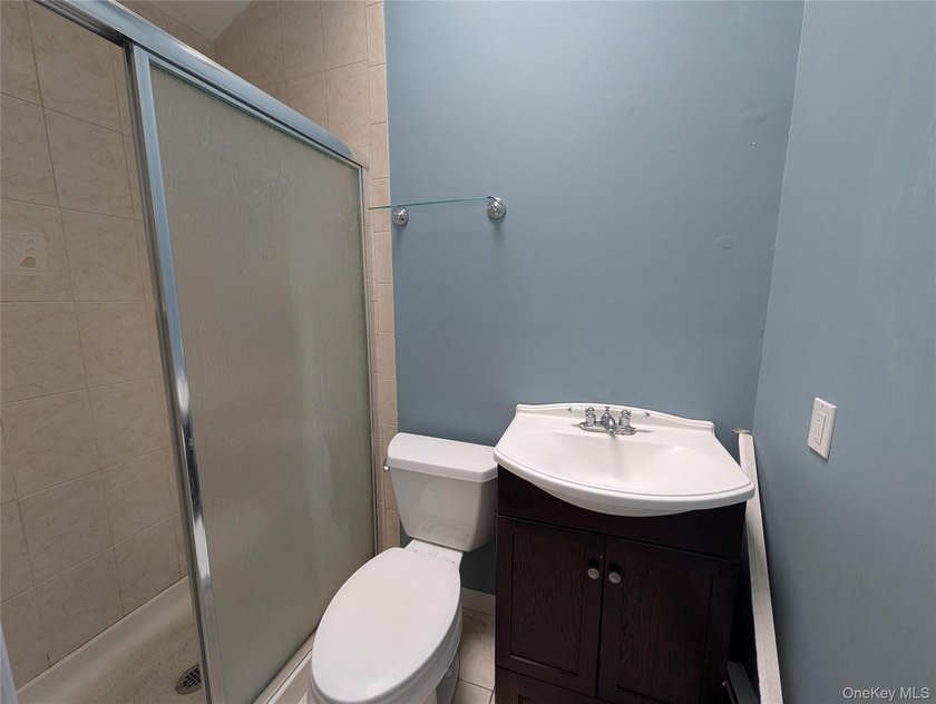 Expanded splanch single family includes 4 bedrooms, 2 &amp; half - photo 23