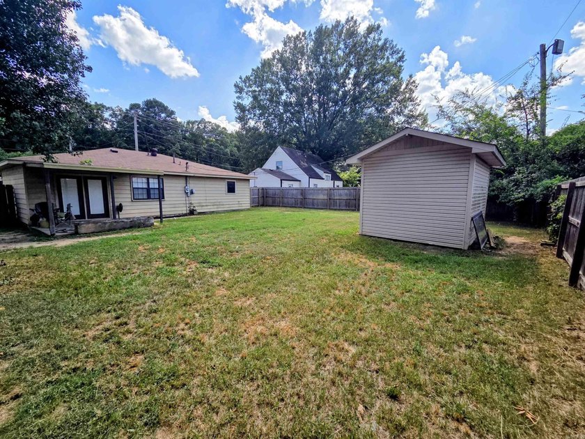 Welcome home to this charming 3-bedroom, 1-bath home that's - photo 32