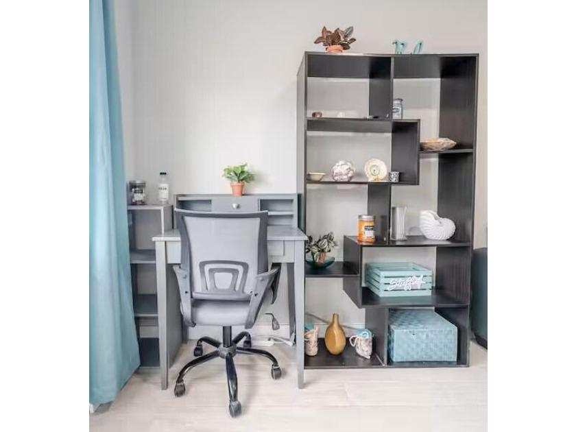 Rare Find 2 Bedrooms 2 Bathrooms (full size) + Laundry Room - photo 13