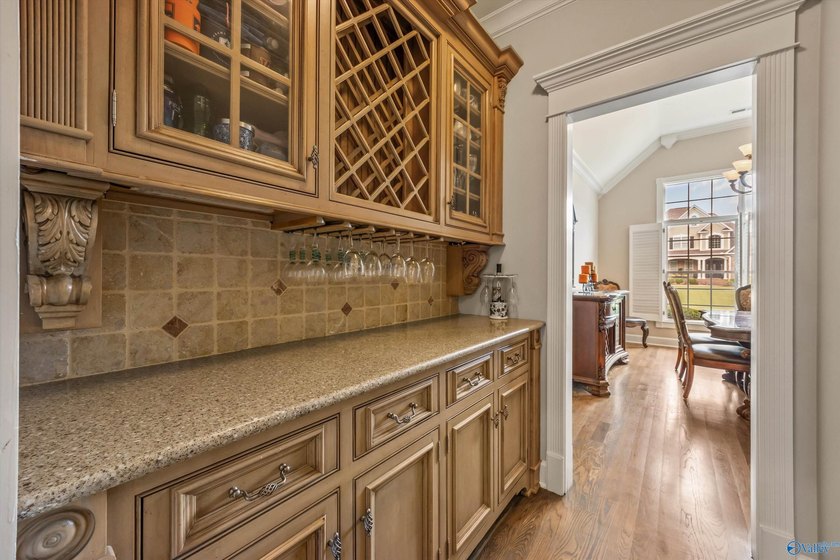 Stunning golf course home filled with luxury and elegance! - photo 13