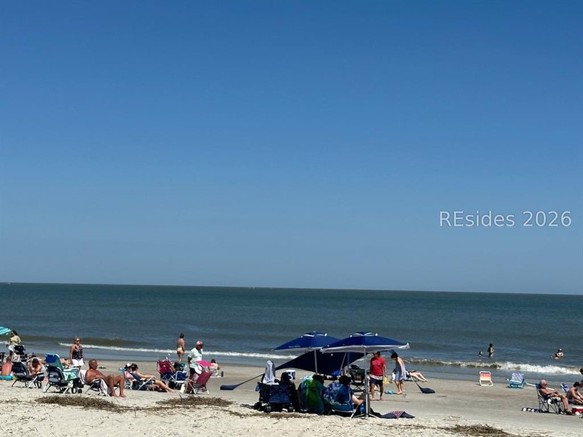 Nestled just steps from the ocean, this charming beach cottage - photo 43