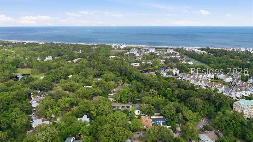 Nestled just steps from the ocean, this charming beach cottage - photo 47