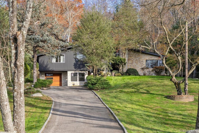 Highly sought-after Armonk school district! 3 bedrooms plus 1 - photo 2