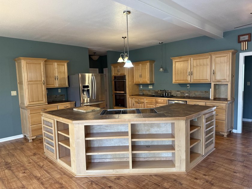 CUSTOM GOLF COURSE HOME on 2 replatted lots, on Indian Hills - photo 12