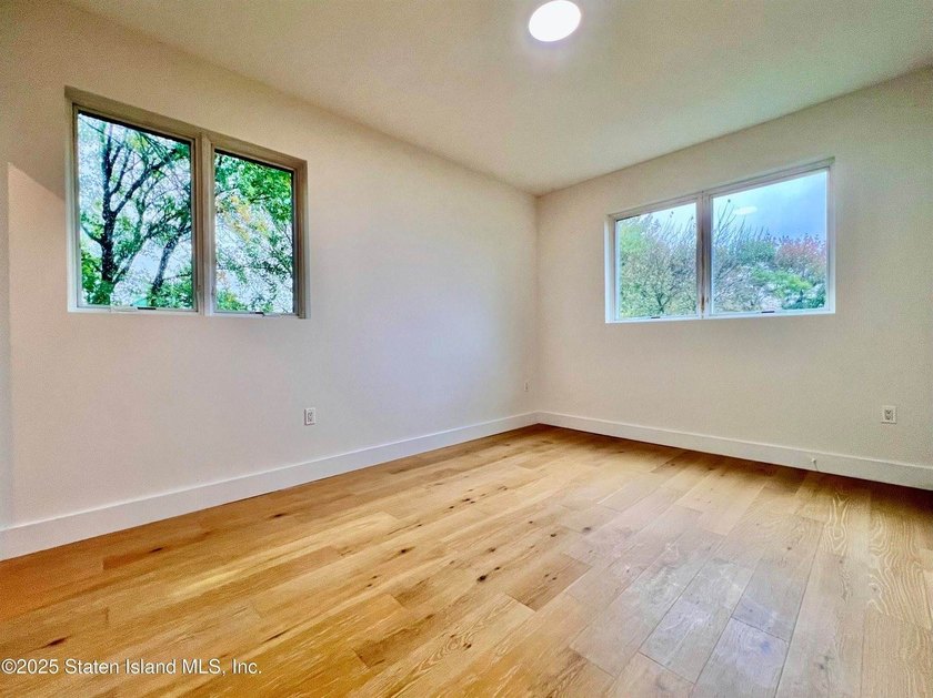 Experience modern living in this beautiful new construction - photo 16