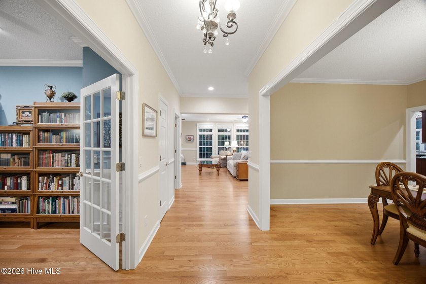 Located in Pinehurst #6, this beautiful Cape Cod-style home is - photo 3