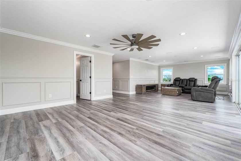 OWNER FINANCING AVAILABLE. Luxurious elevated waterfront living - photo 30