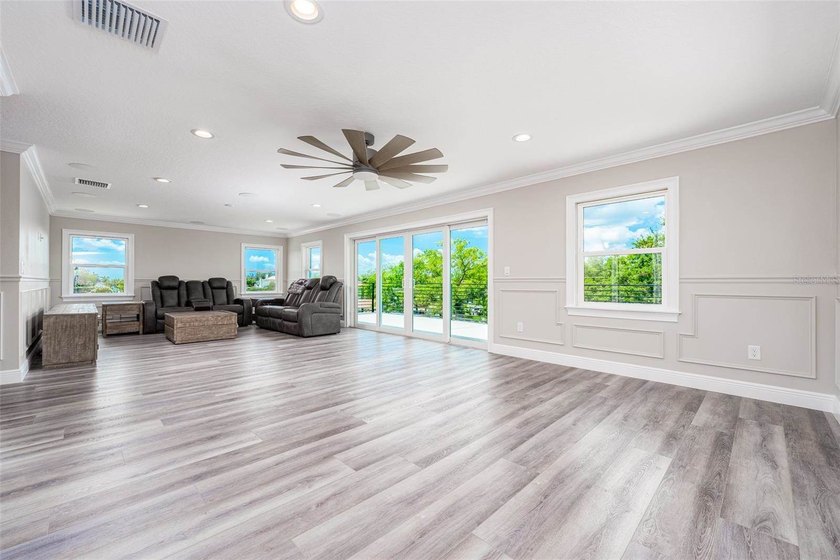 OWNER FINANCING AVAILABLE. Luxurious elevated waterfront living - photo 31