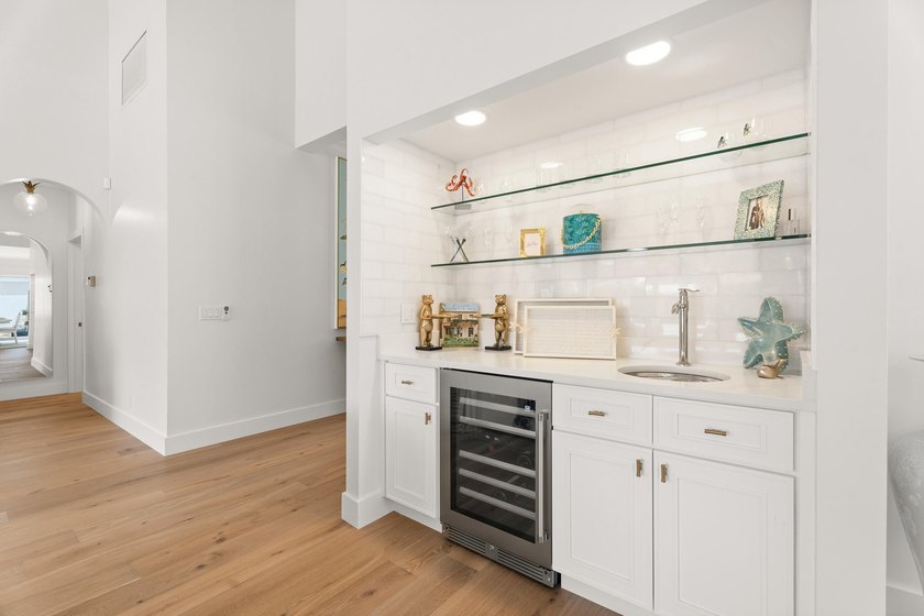 Tastefully updated 3-bedroom, 3.5-bath residence in the highly - photo 19