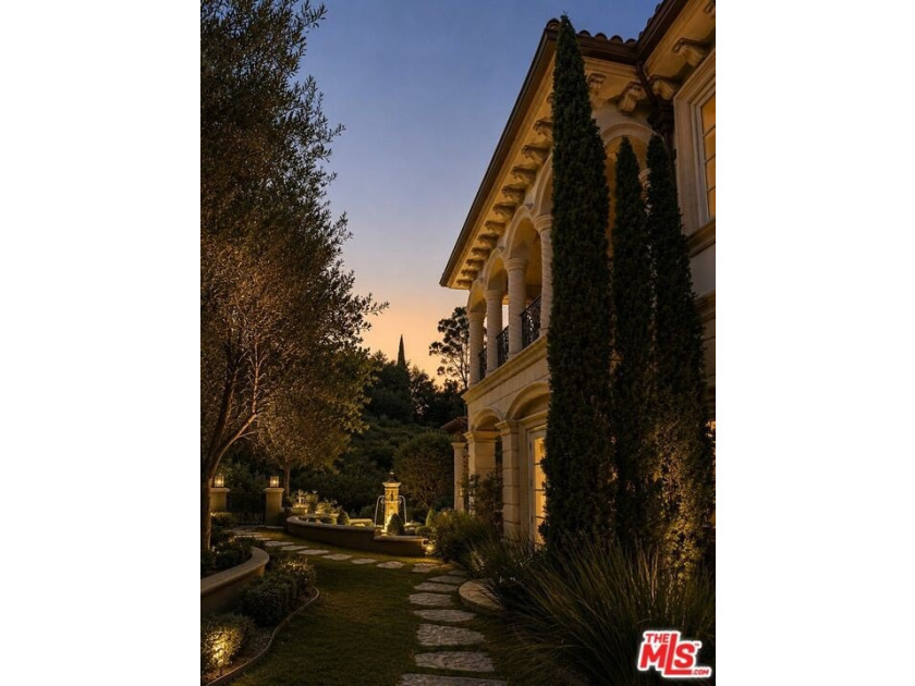 The Villa Contenta, a walled and gated exceptional estate that - photo 21