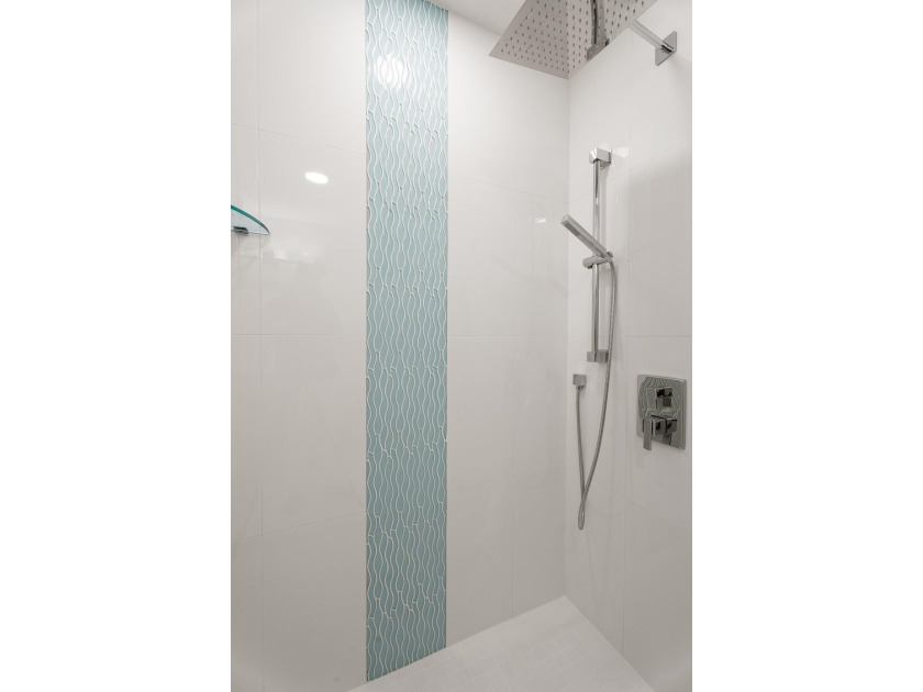Tastefully updated 3-bedroom, 3.5-bath residence in the highly - photo 31