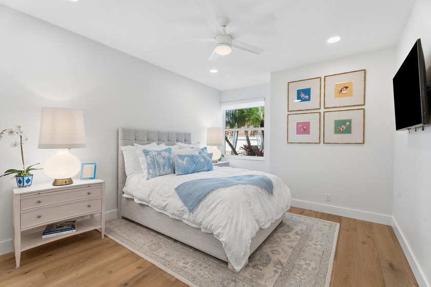 Tastefully updated 3-bedroom, 3.5-bath residence in the highly - photo 33