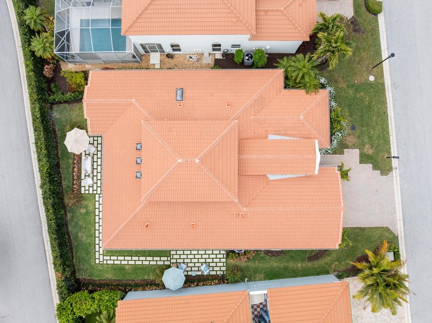 Tastefully updated 3-bedroom, 3.5-bath residence in the highly - photo 45