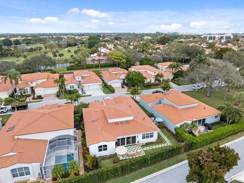 Tastefully updated 3-bedroom, 3.5-bath residence in the highly - photo 46