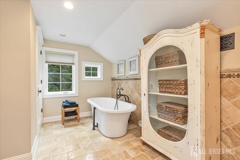 A rare offering where exceptional design meets extraordinary - photo 38
