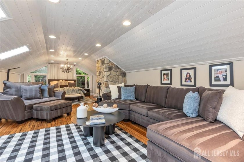 A rare offering where exceptional design meets extraordinary - photo 42