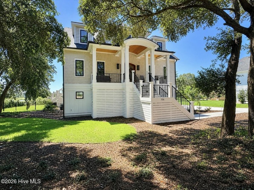 Located within prestigious Sloop Point Plantation, 106 Seven - photo 4