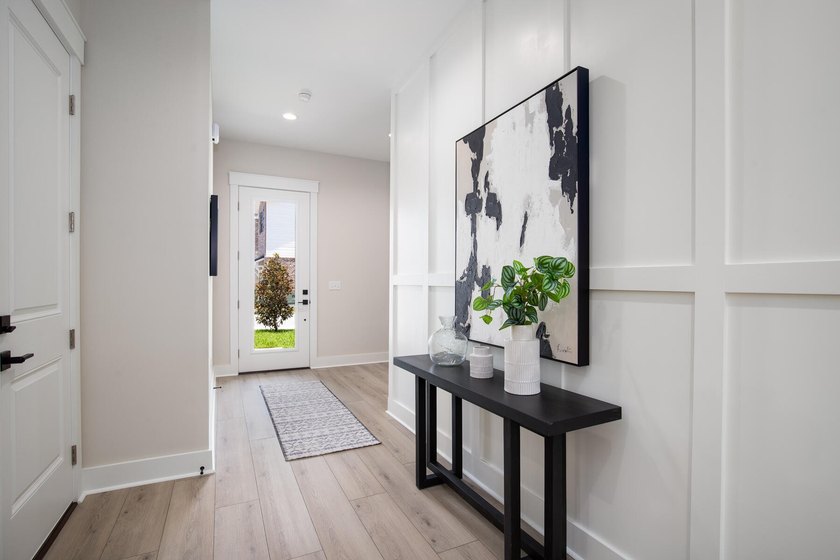 Welcome to The Oaks, a charming neighborhood nestled in the - photo 12