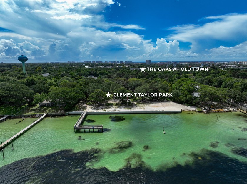 Welcome to The Oaks, a charming neighborhood nestled in the - photo 33