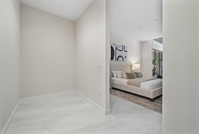 Discover the pinnacle of luxury living in the heart of downtown - photo 16