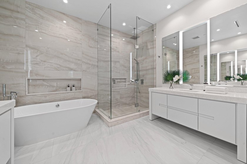 Discover the pinnacle of luxury living in the heart of downtown - photo 18