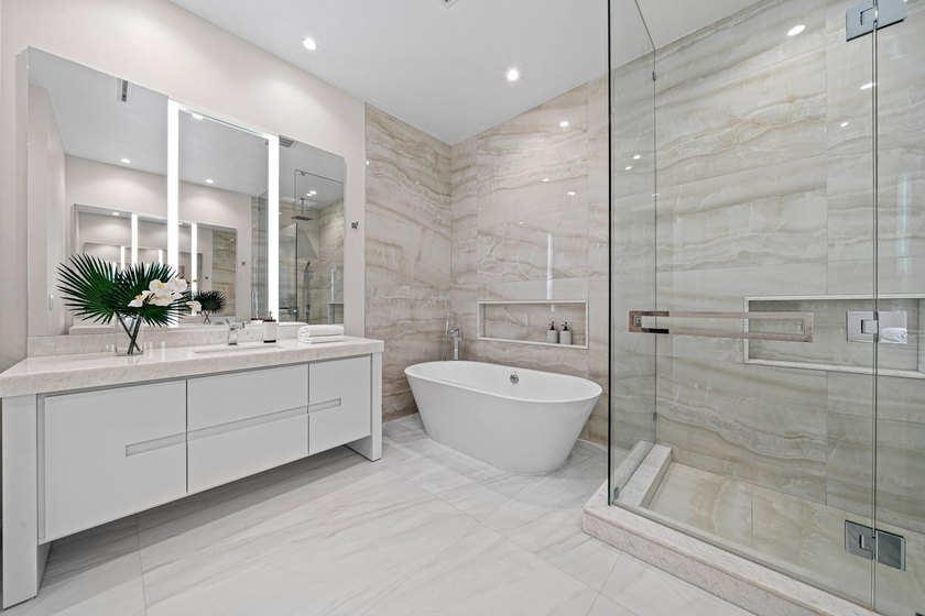 Discover the pinnacle of luxury living in the heart of downtown - photo 19