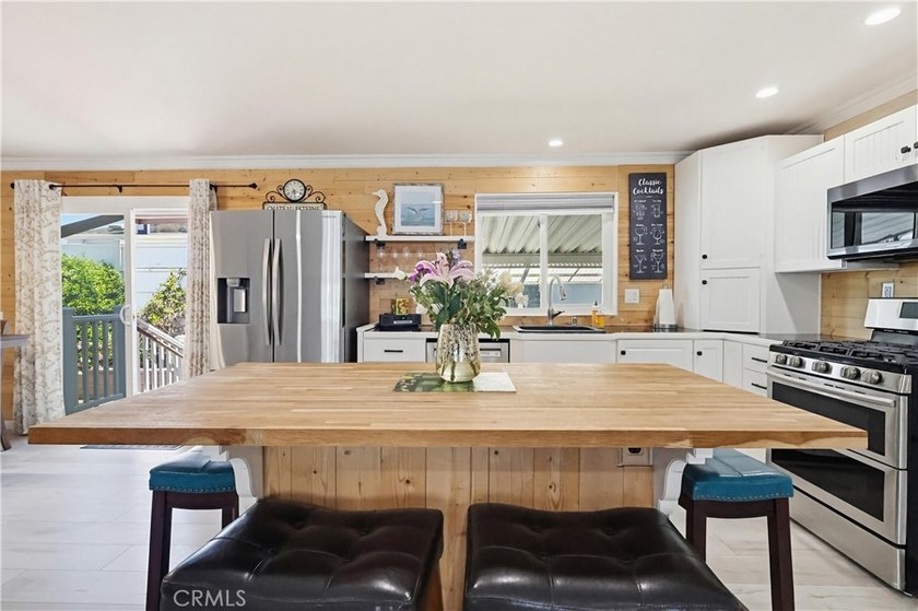 2275 W 25th 222 - photo 12