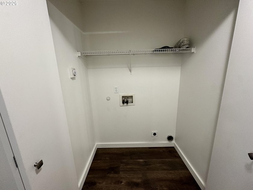 VA approved condo. Two bedroom one bath ground level condo with - photo 19