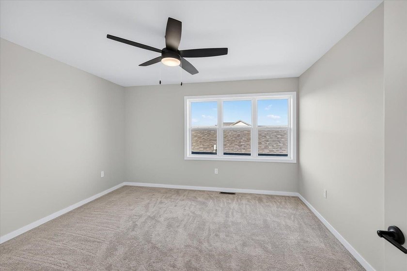 Move-in ready and beautifully designed, this stunning Swan Creek - photo 31