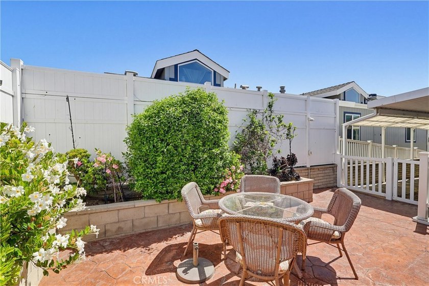 2275 W 25th 222 - photo 35