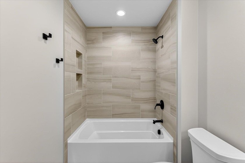 Move-in ready and beautifully designed, this stunning Swan Creek - photo 38