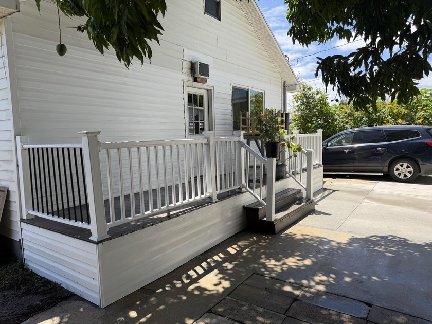 Come see this charming and nicely renovated single family home - photo 19