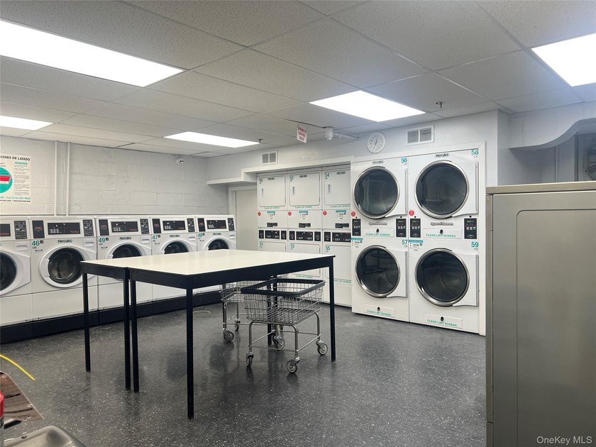 ** Motivated Seller!** The walls of the entire unit have been - photo 21