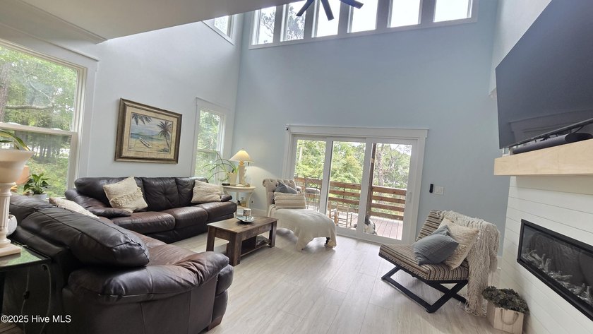 Private Waterfront Estate ! Must see to believe - photo 13