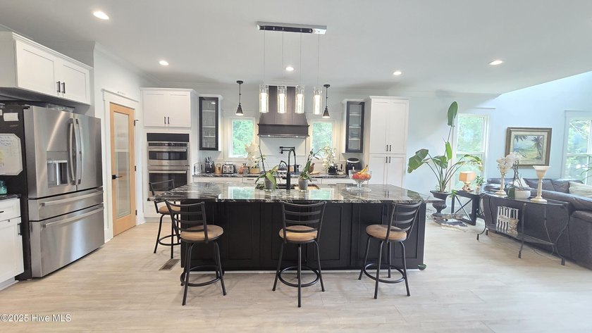 Private Waterfront Estate ! Must see to believe - photo 16