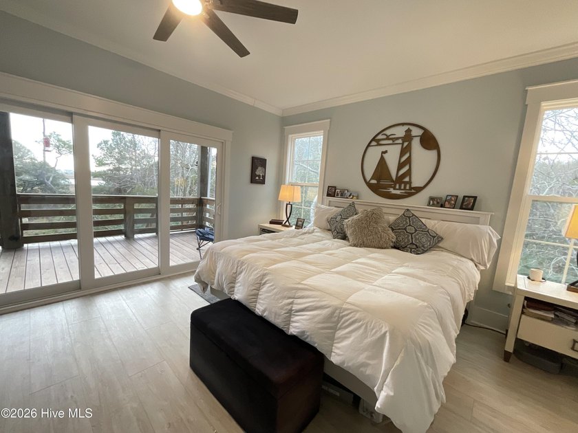 Private Waterfront Estate ! Must see to believe - photo 23