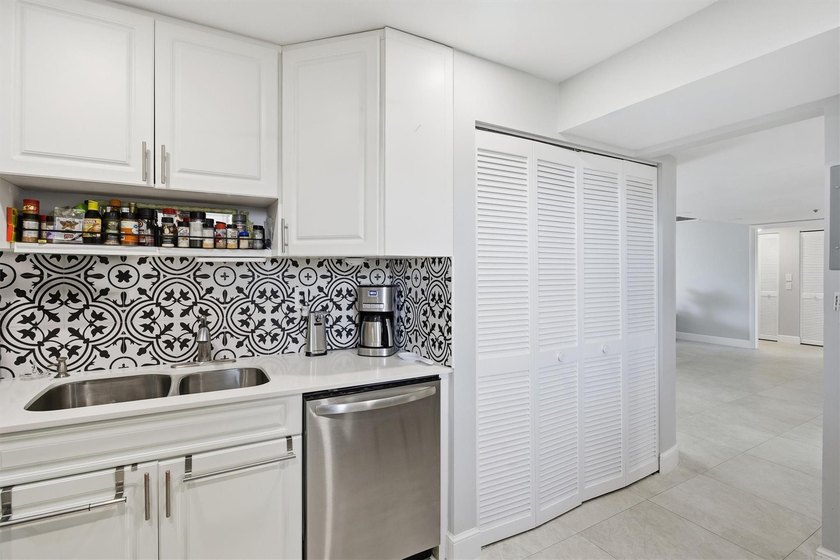 This spacious 3-bedroom, 2.5-bath corner unit in the gated *18th - photo 17
