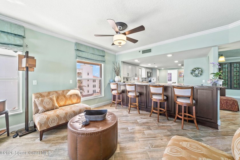 SE- corner unit on the 5th floor of the beautiful Barringer - photo 37