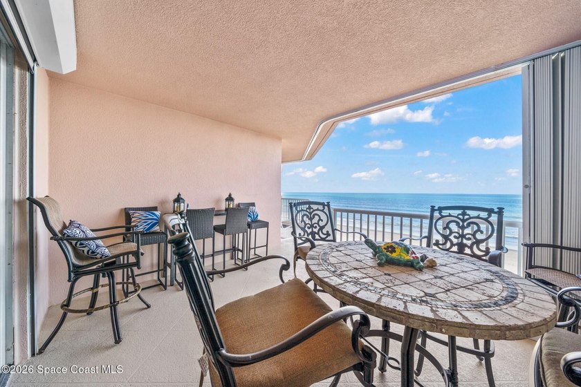 SE- corner unit on the 5th floor of the beautiful Barringer - photo 40