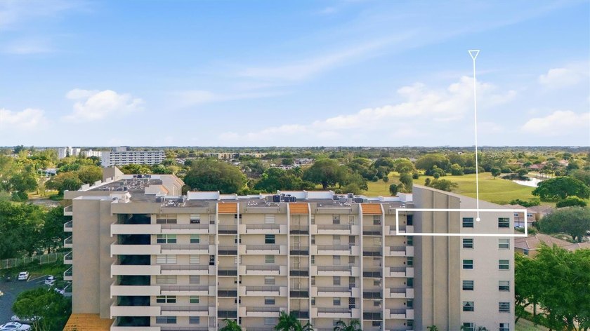 This spacious 3-bedroom, 2.5-bath corner unit in the gated *18th - photo 45