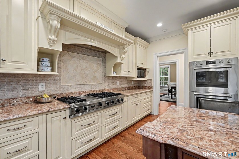Experience refined living in this exceptional modern Colonial - photo 8