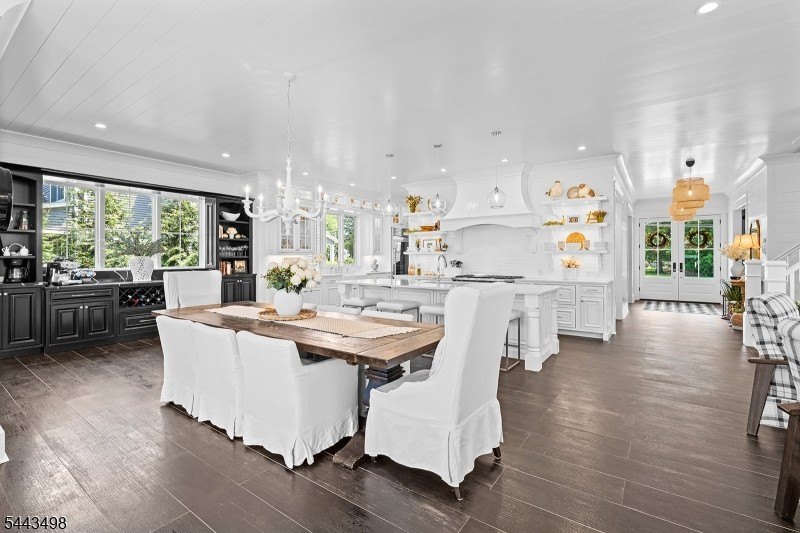 Architectural excellence meets everyday living in this - photo 13