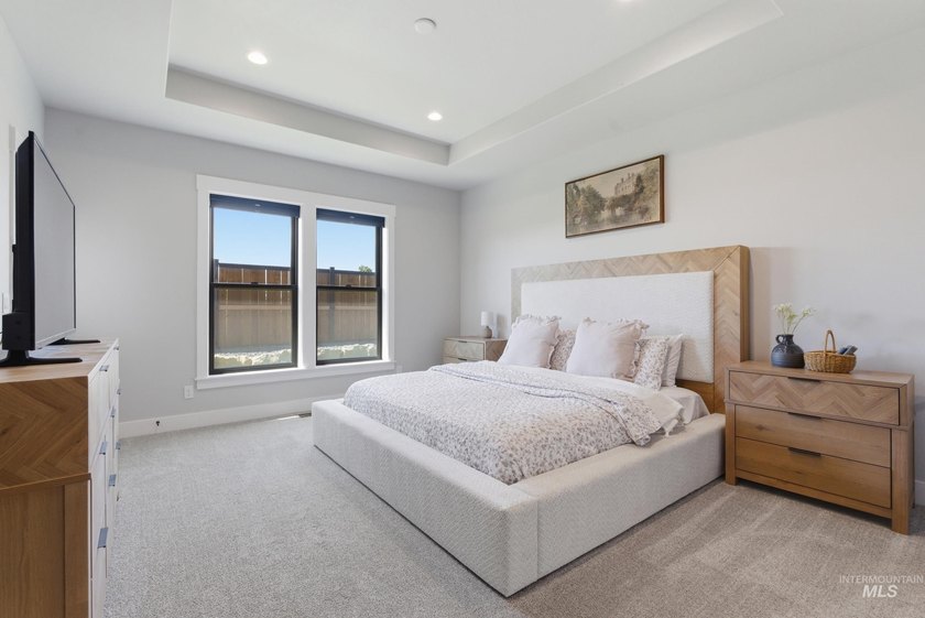 Stunning 4-bedroom, 3-bath home offers a spacious upstairs BONUS - photo 6