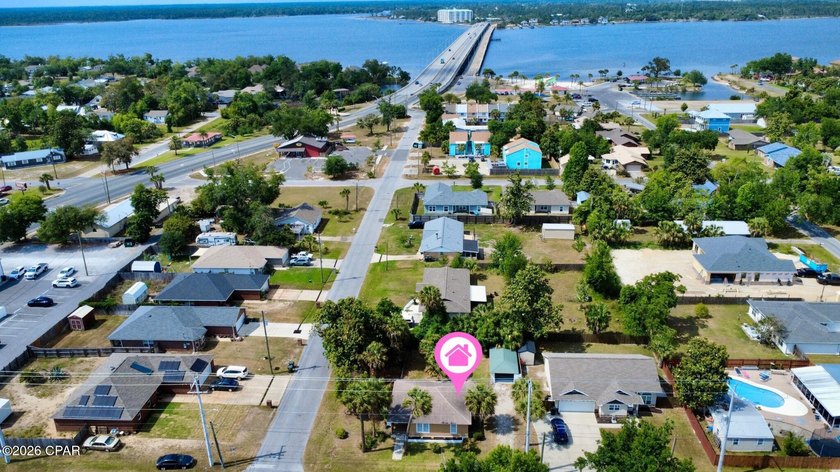 Experience the best of Lynn Haven living in this charming Home - photo 3