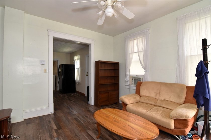 Welcome to this charming and partially updated single-family - photo 4